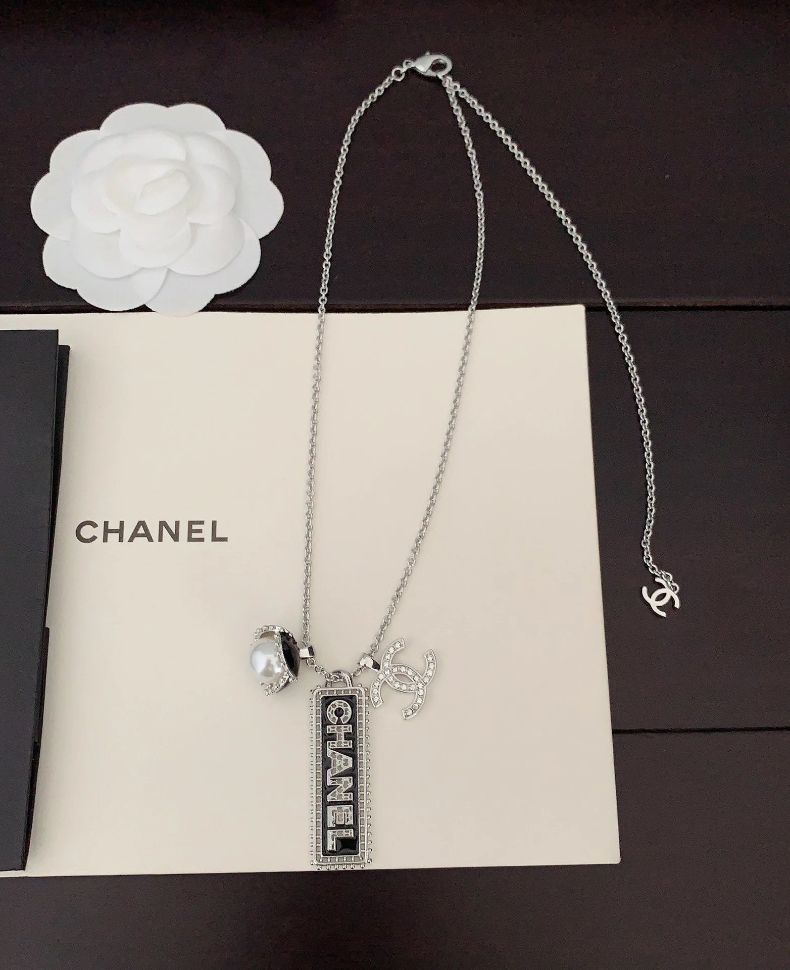 CHAN NECKLACES (1) 6