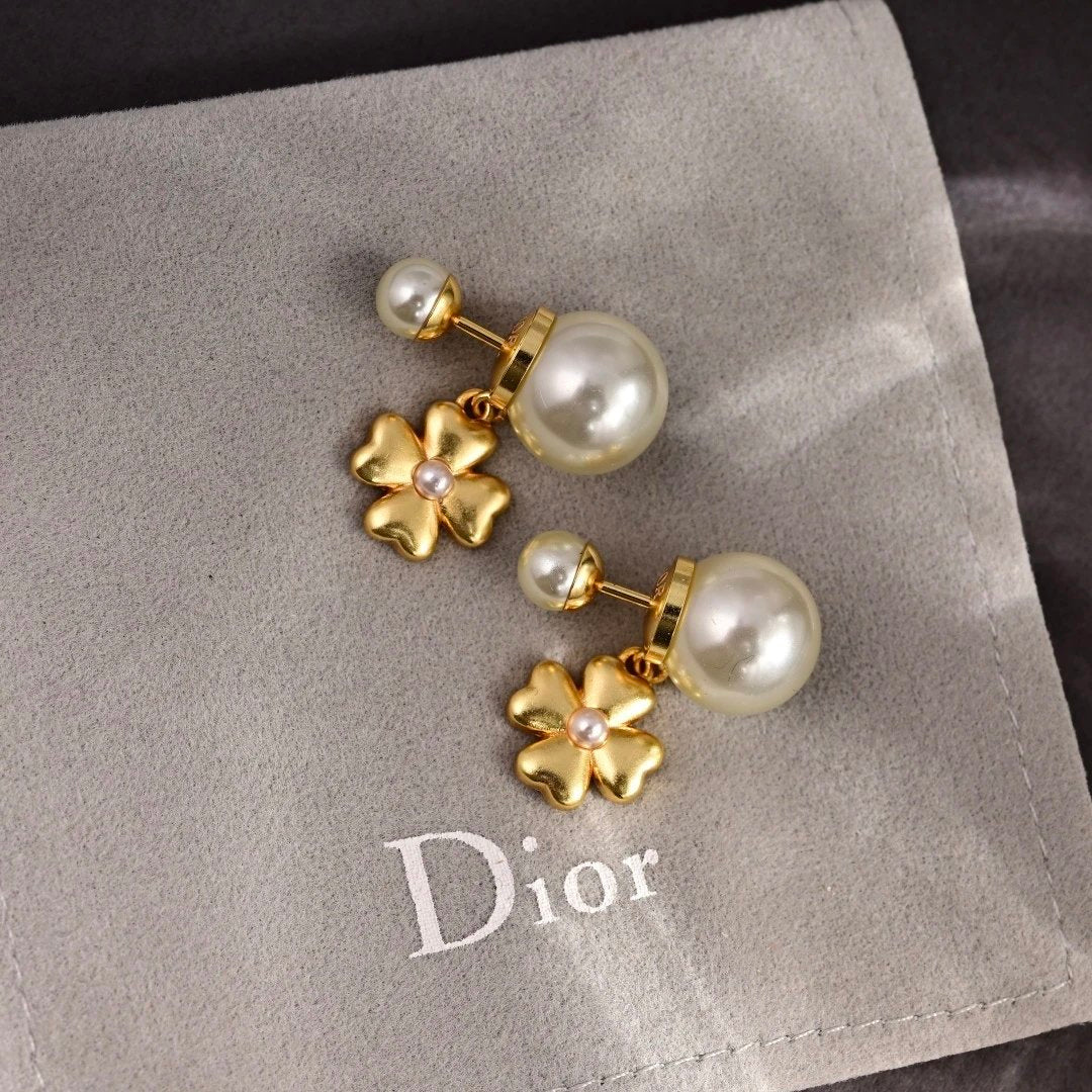 DIO EARRINGS (1) 4