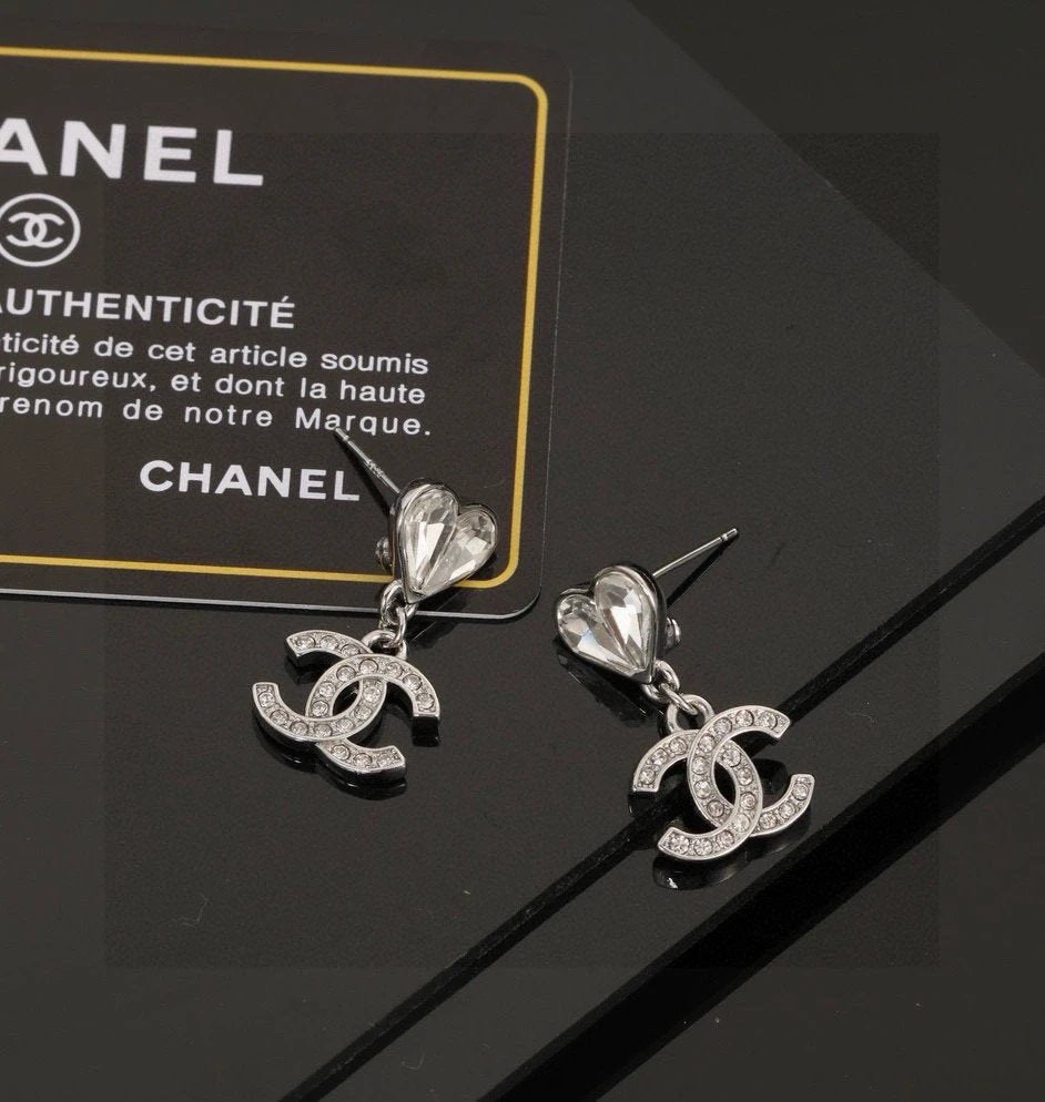CHAN EARRINGS (1) 11