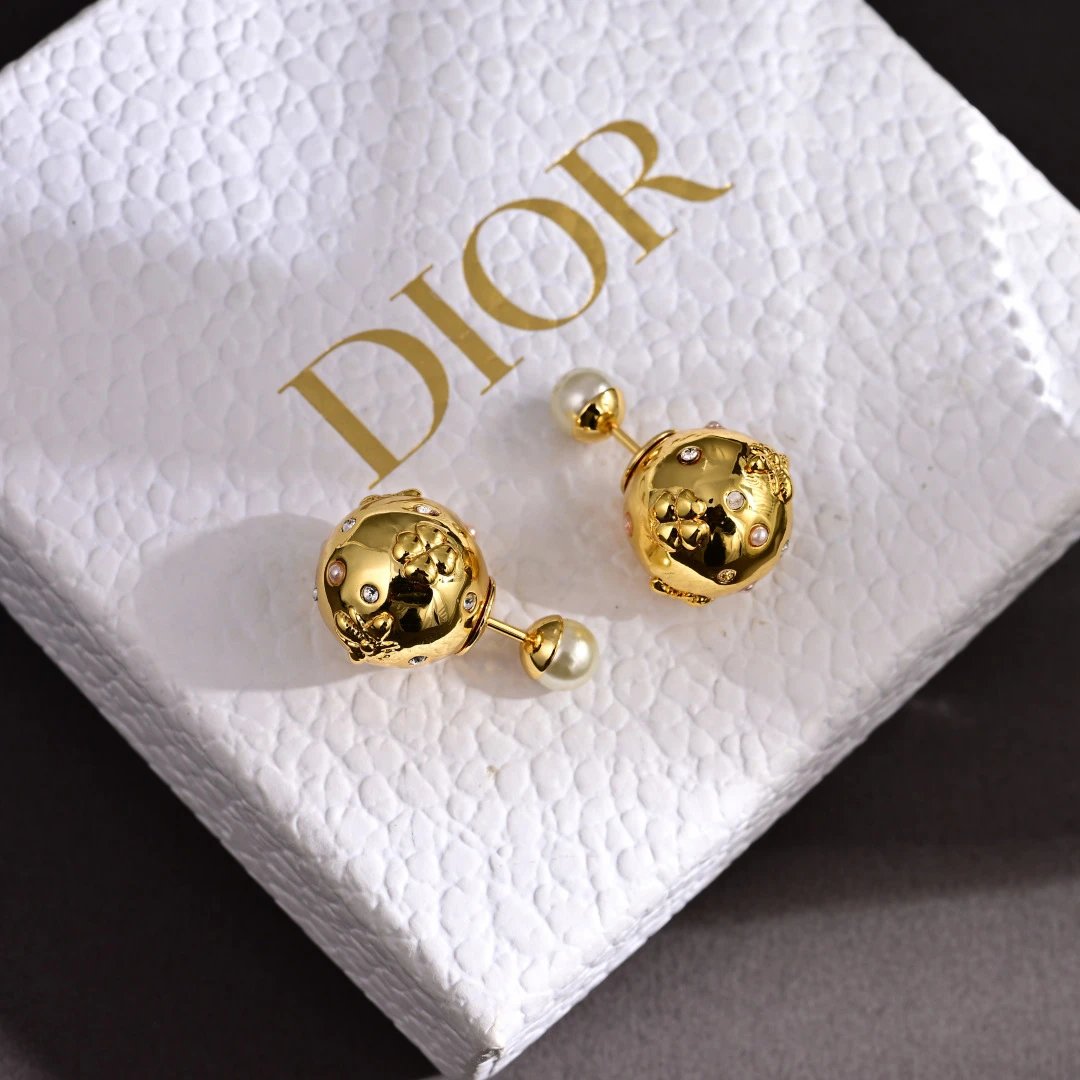 DIO EARRINGS (1) 3