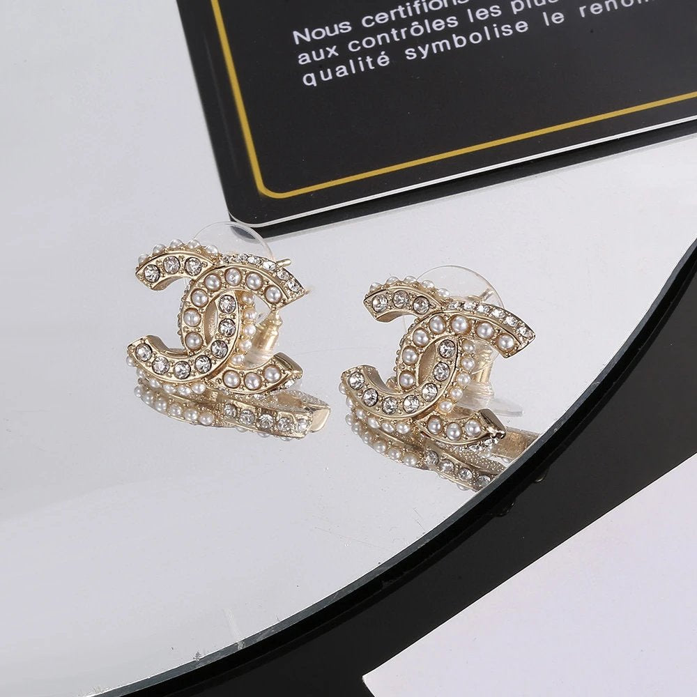 CHAN EARRINGS (1) 9