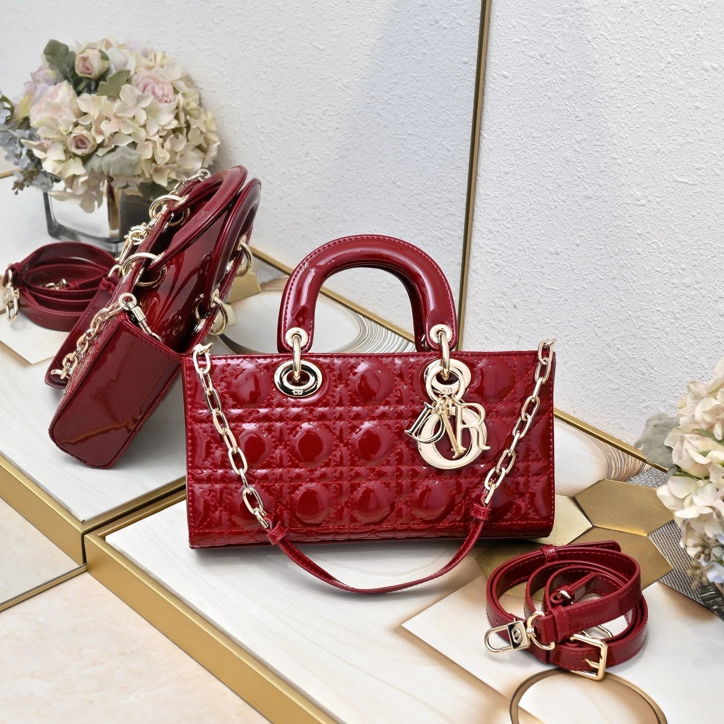 DIO Handbags (1) 22
