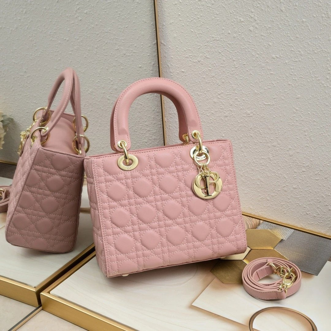 DIO Handbags (1) 16