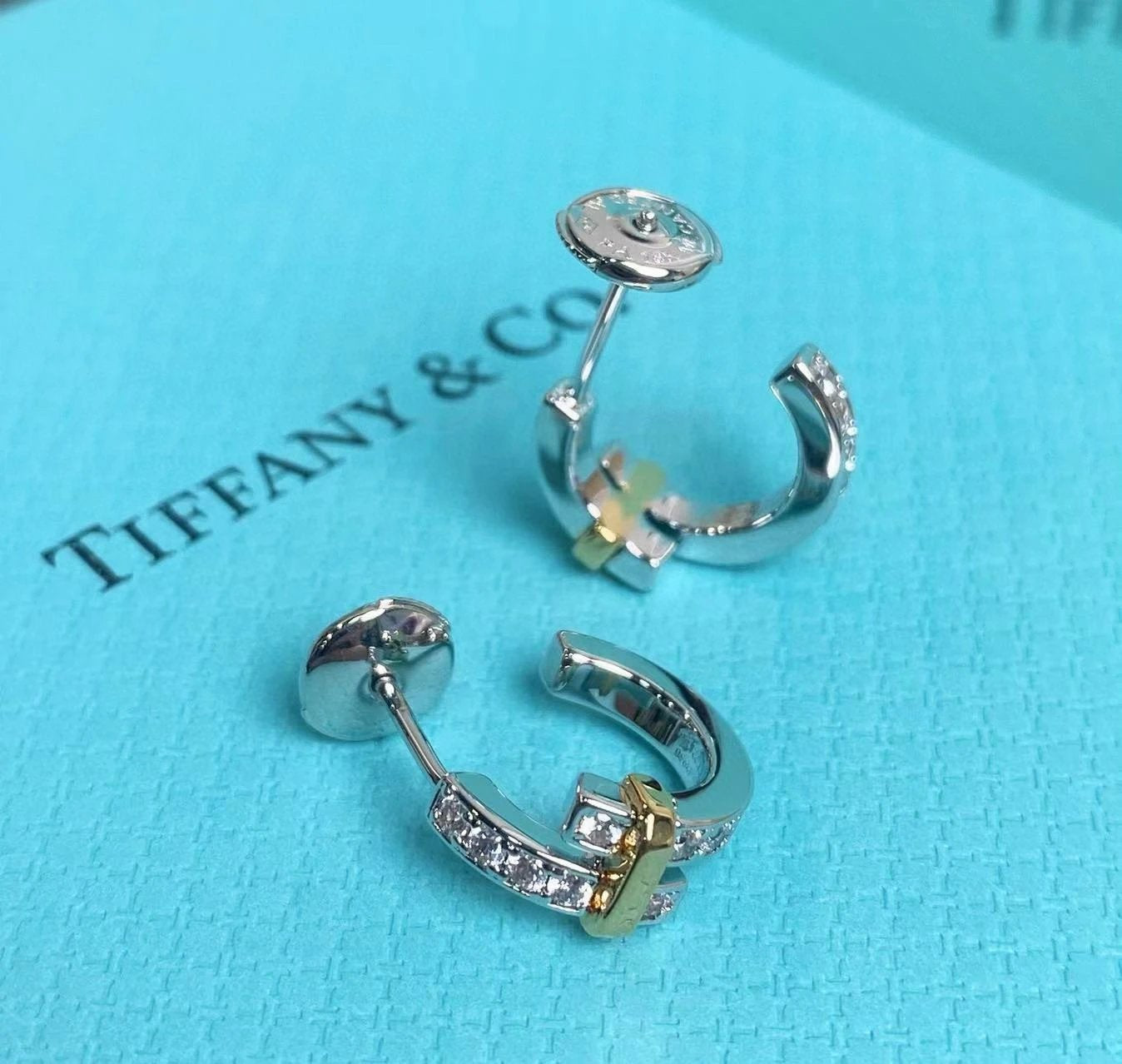 TIFF EARRINGS (1) 10