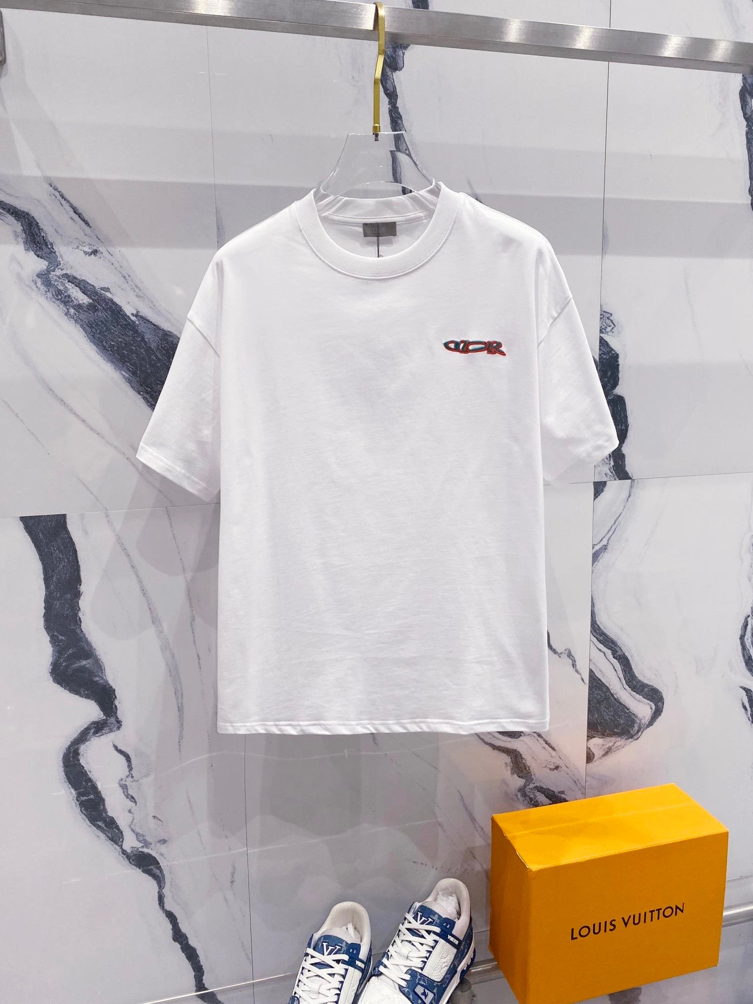 DIO TEE (2)