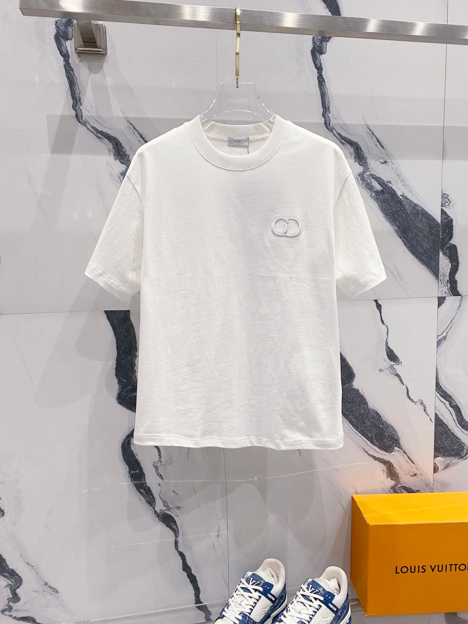DIO TEE (2)
