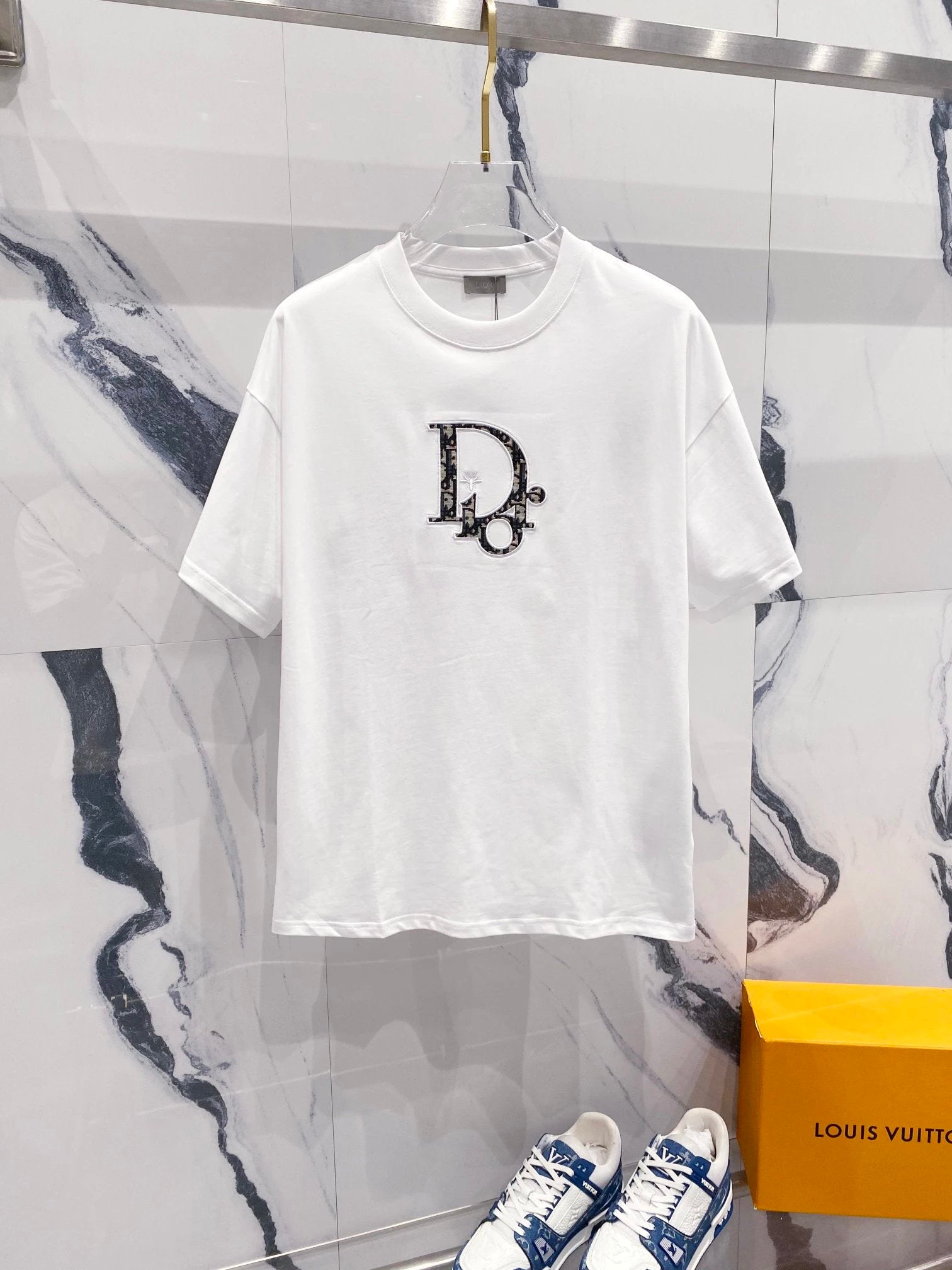 DIO TEE (2)