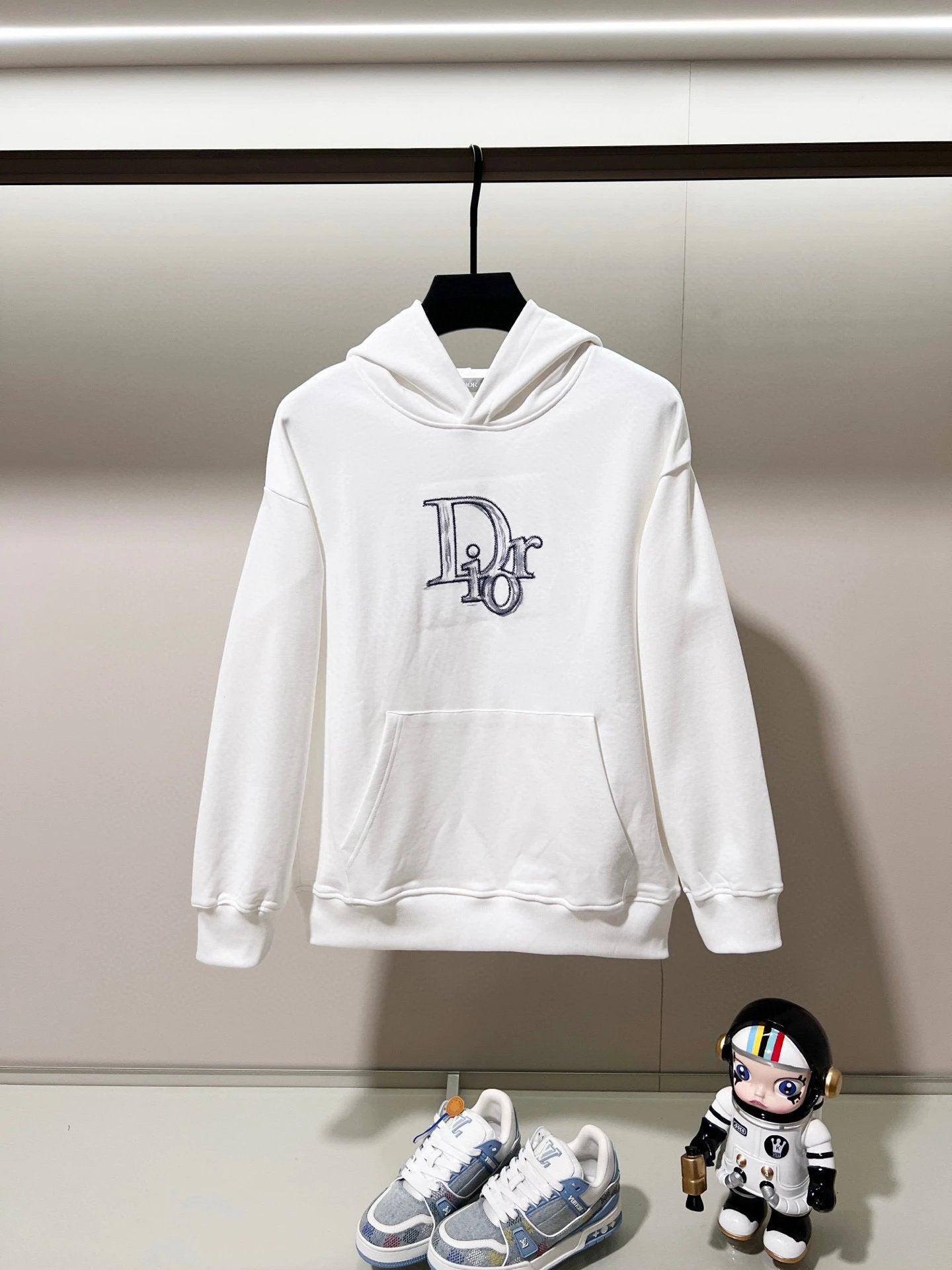 DIO HOODIE (1) 7