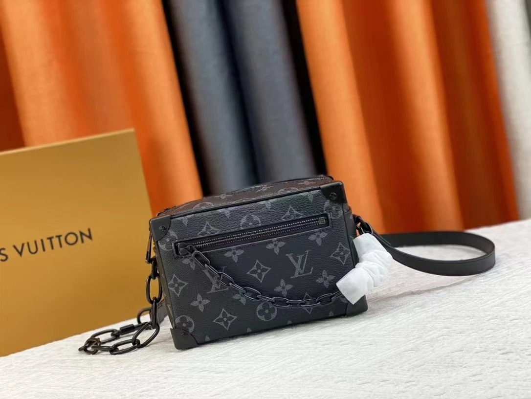 VL Handbags (19) 3