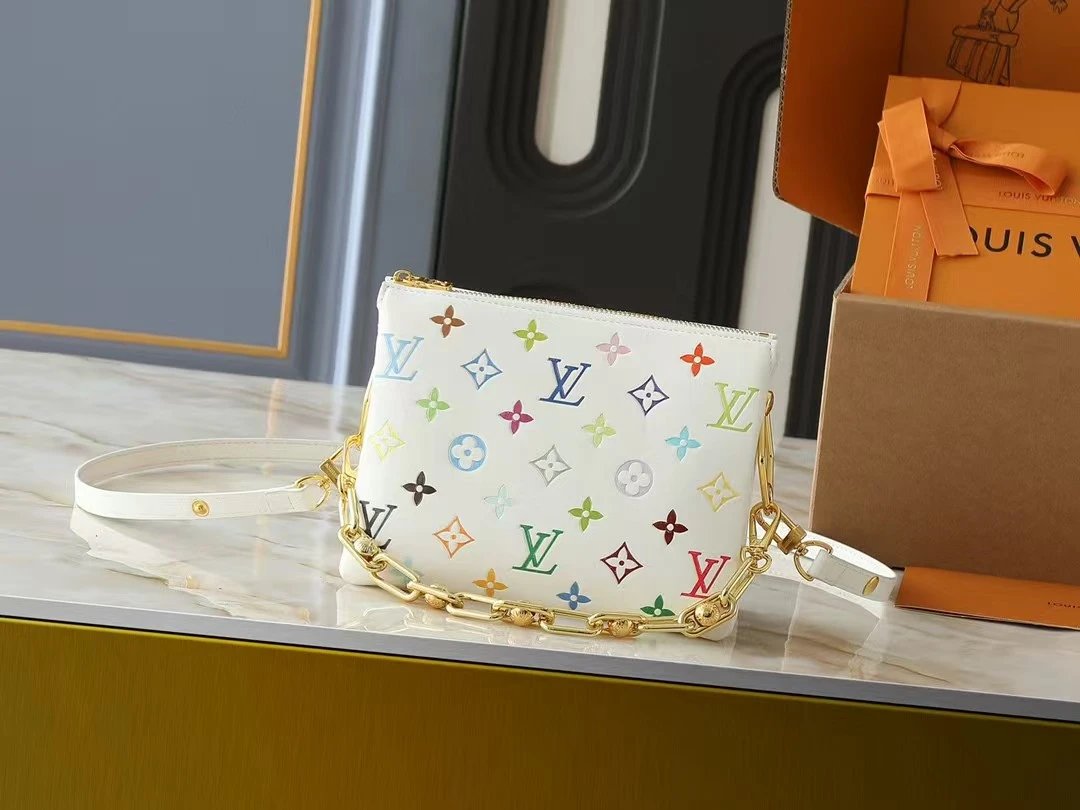VL Crossbody Bags (20) 6