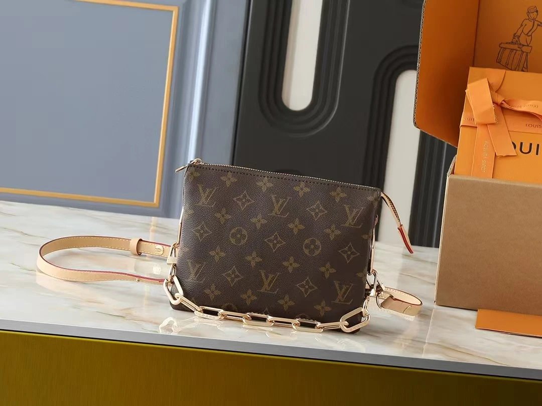 VL Crossbody Bags (20) 13
