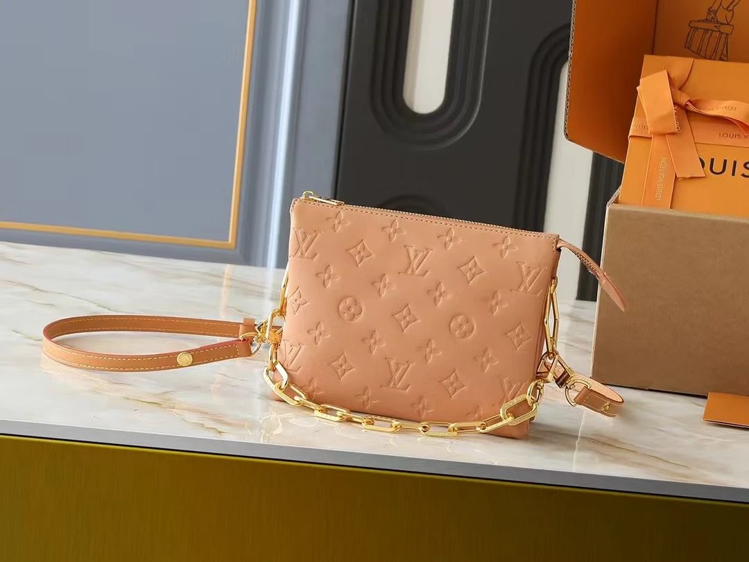 VL Crossbody Bags (20) 3