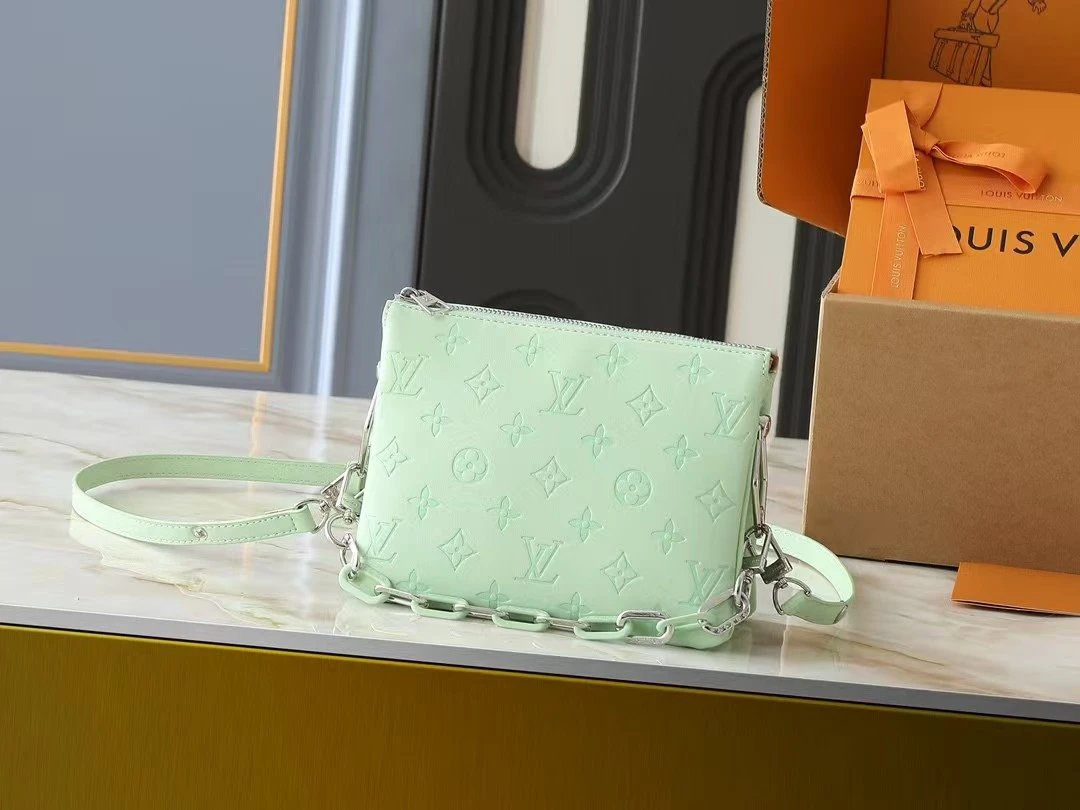 VL Crossbody Bags (20) 12