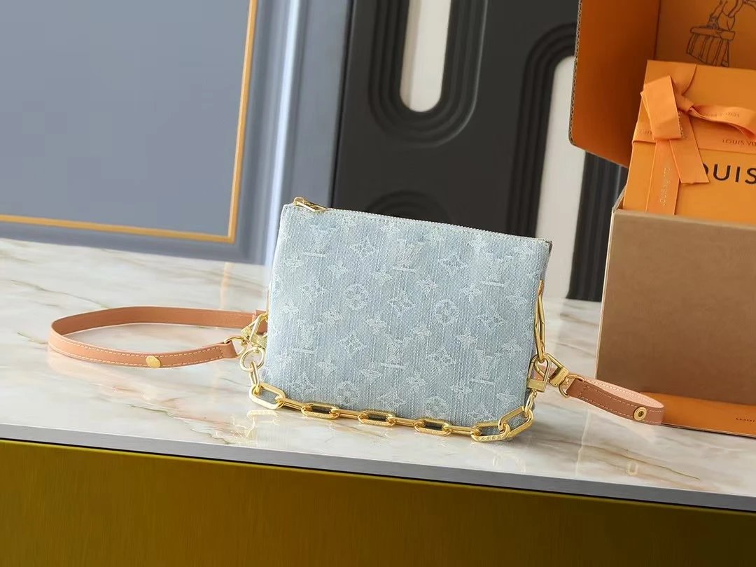 VL Crossbody Bags (20) 15