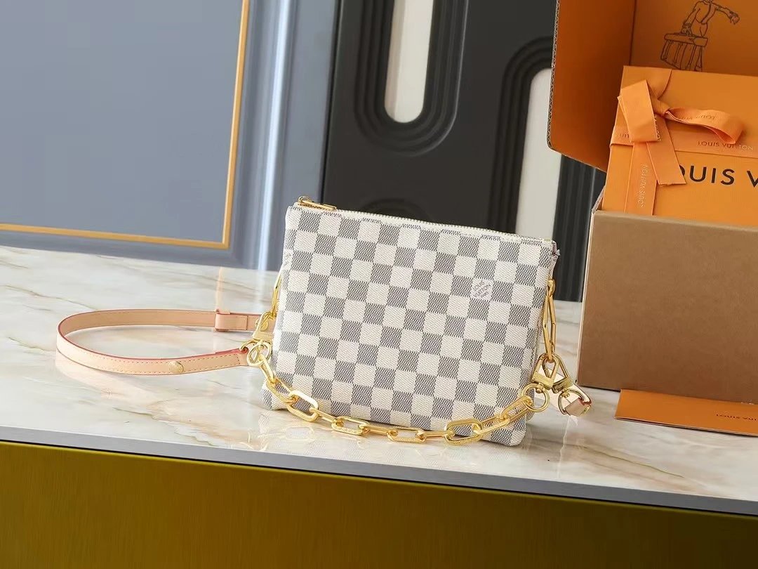 VL Crossbody Bags (20) 14