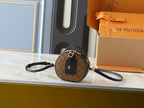 VL Handbags (17)