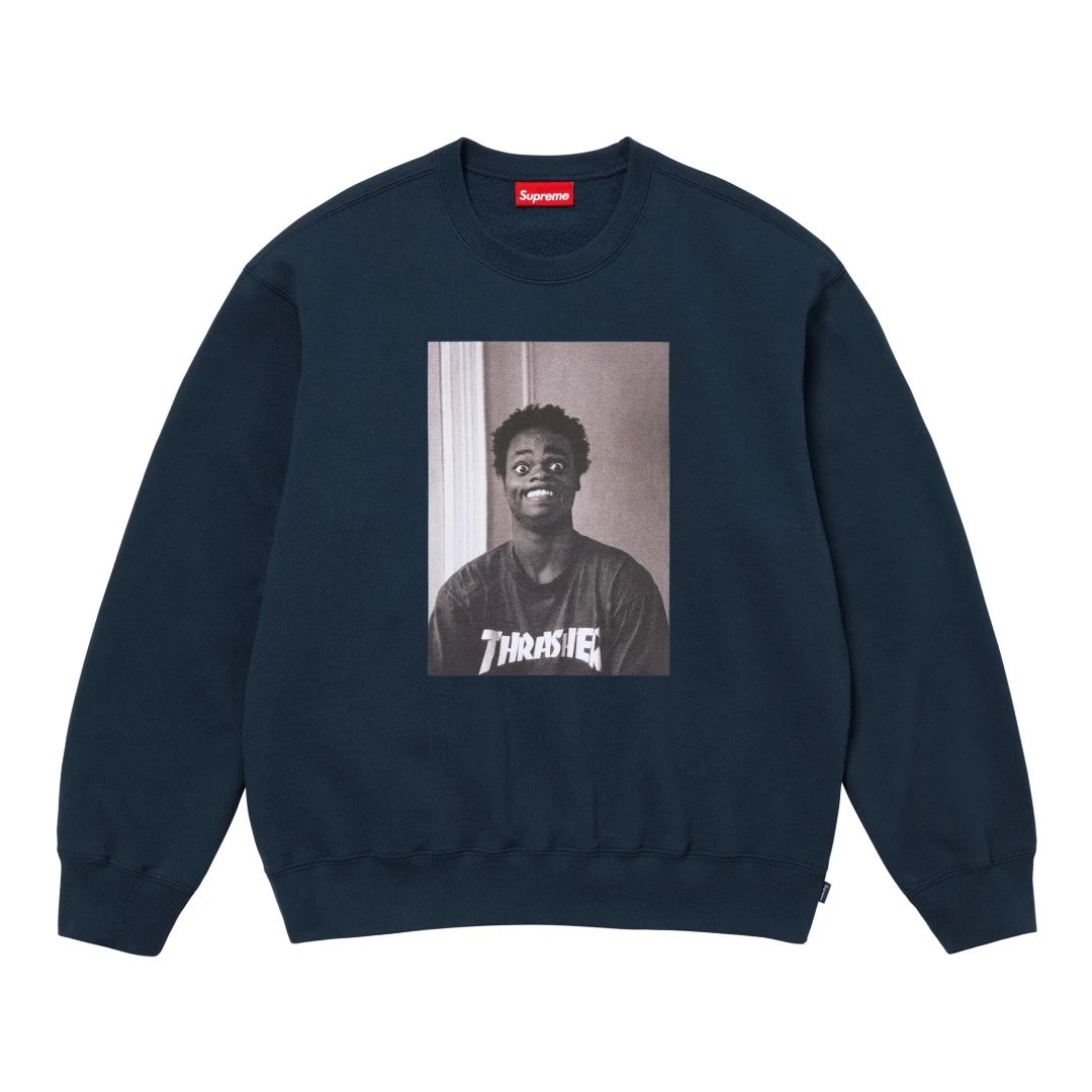 SUPREM CREWNECK (1) 10