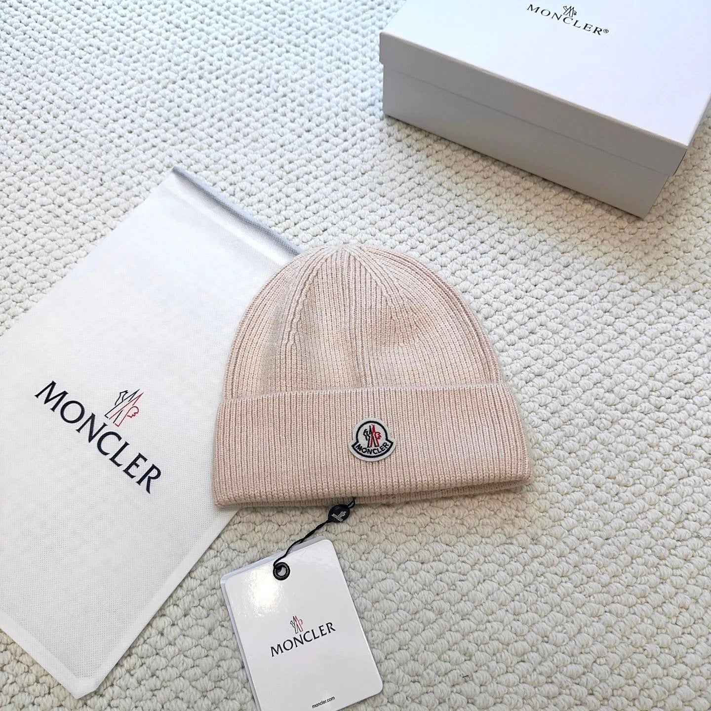 MONCL HAT (2) 11