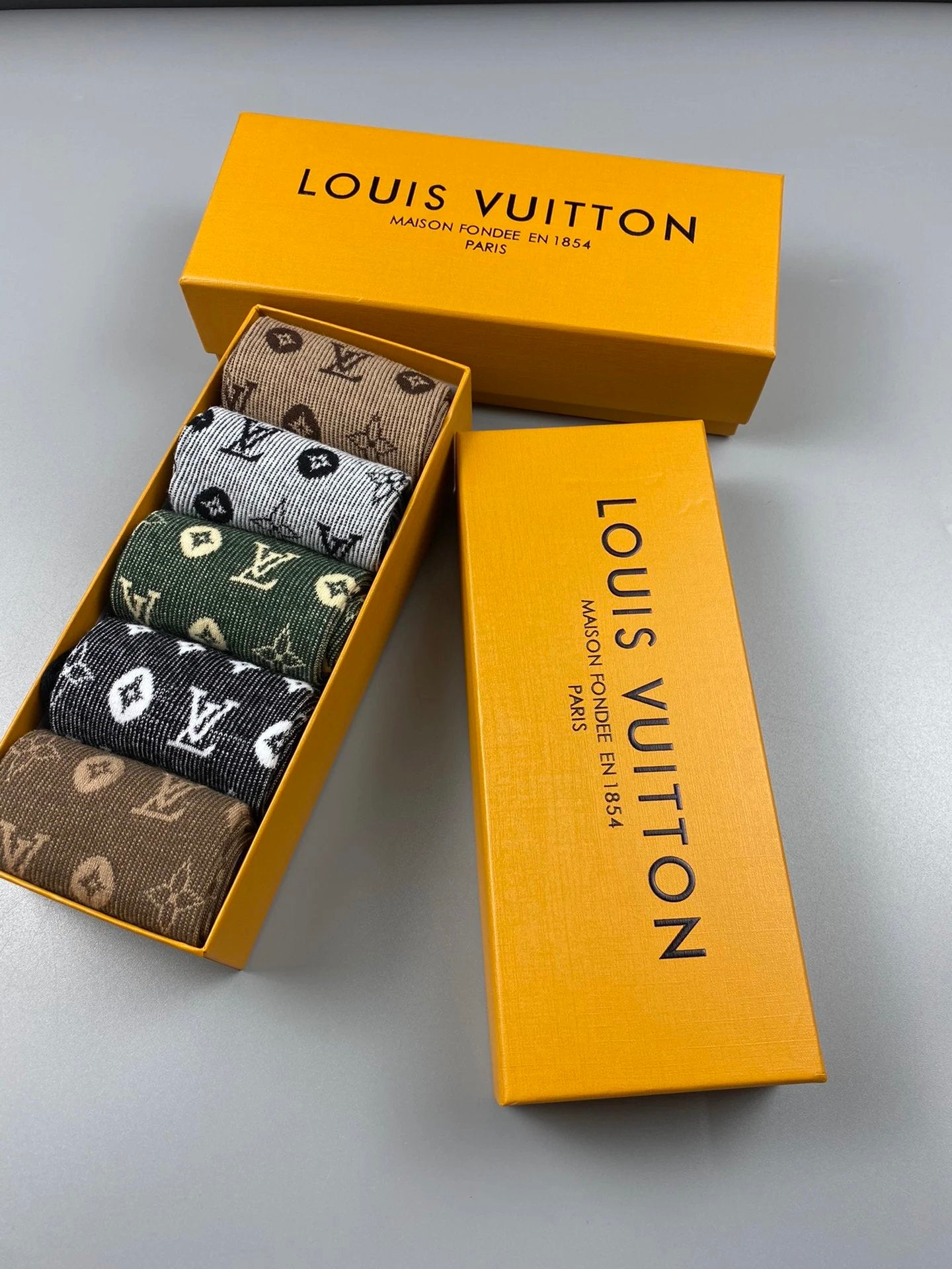 VL SOCKS (1) 15