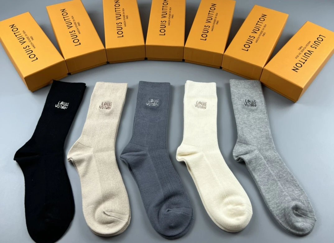 VL SOCKS (1) 9