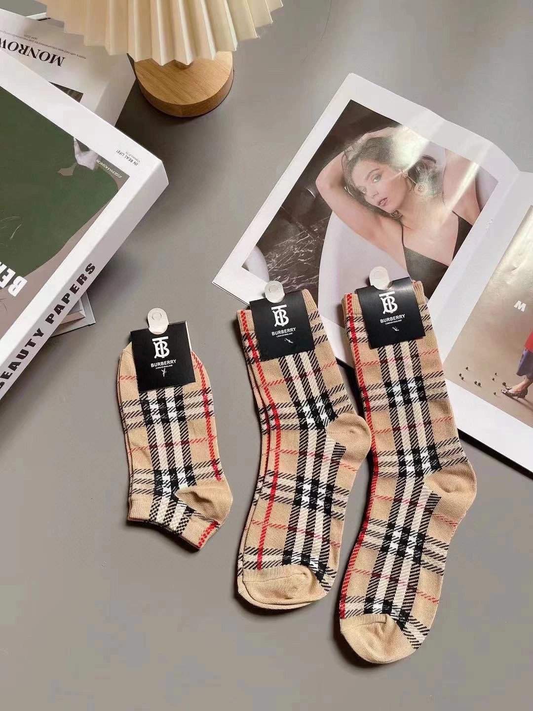 BURB SOCKS (1) 3