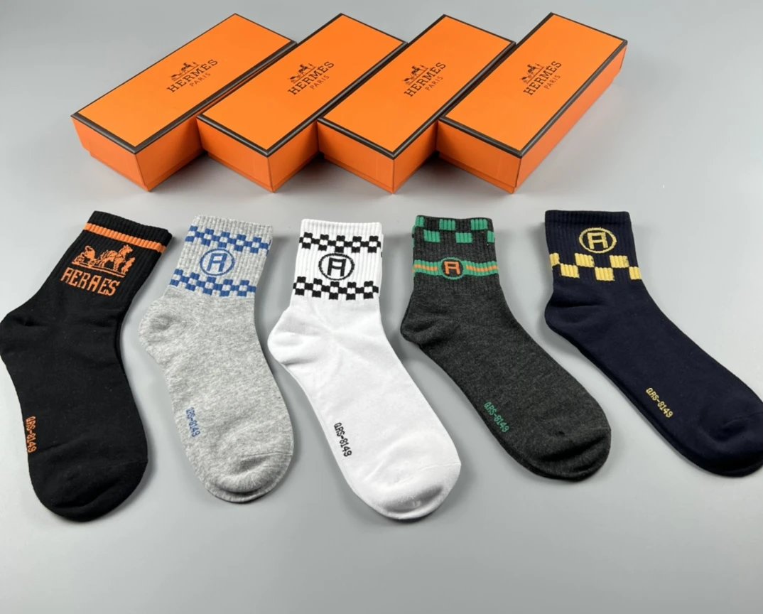 HERM SOCKS (1) 16