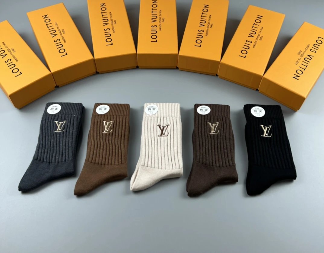 VL SOCKS (1) 8