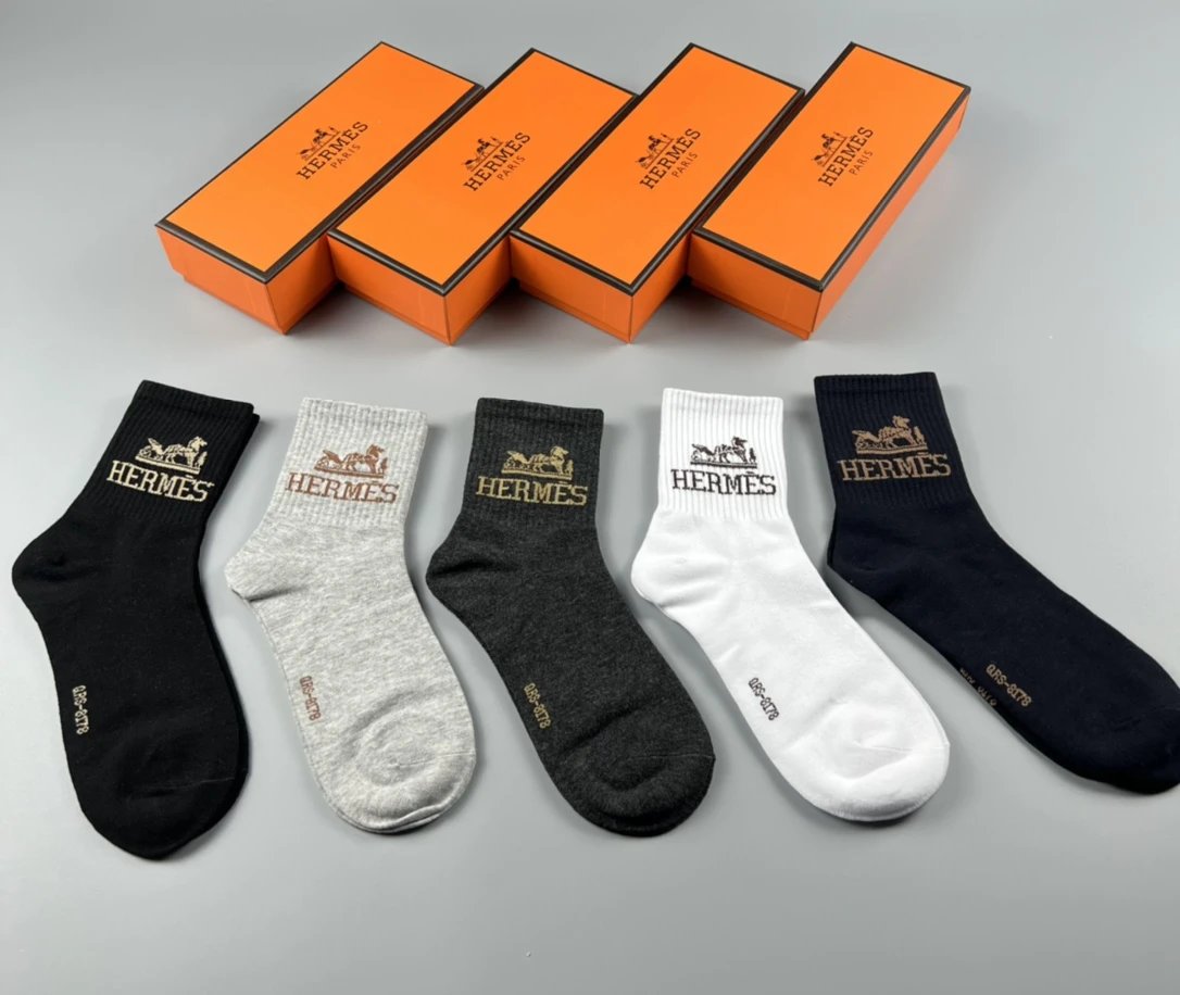 HERM SOCKS (1) 8