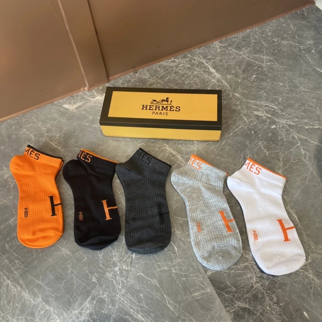 HERM SOCKS (1) 17