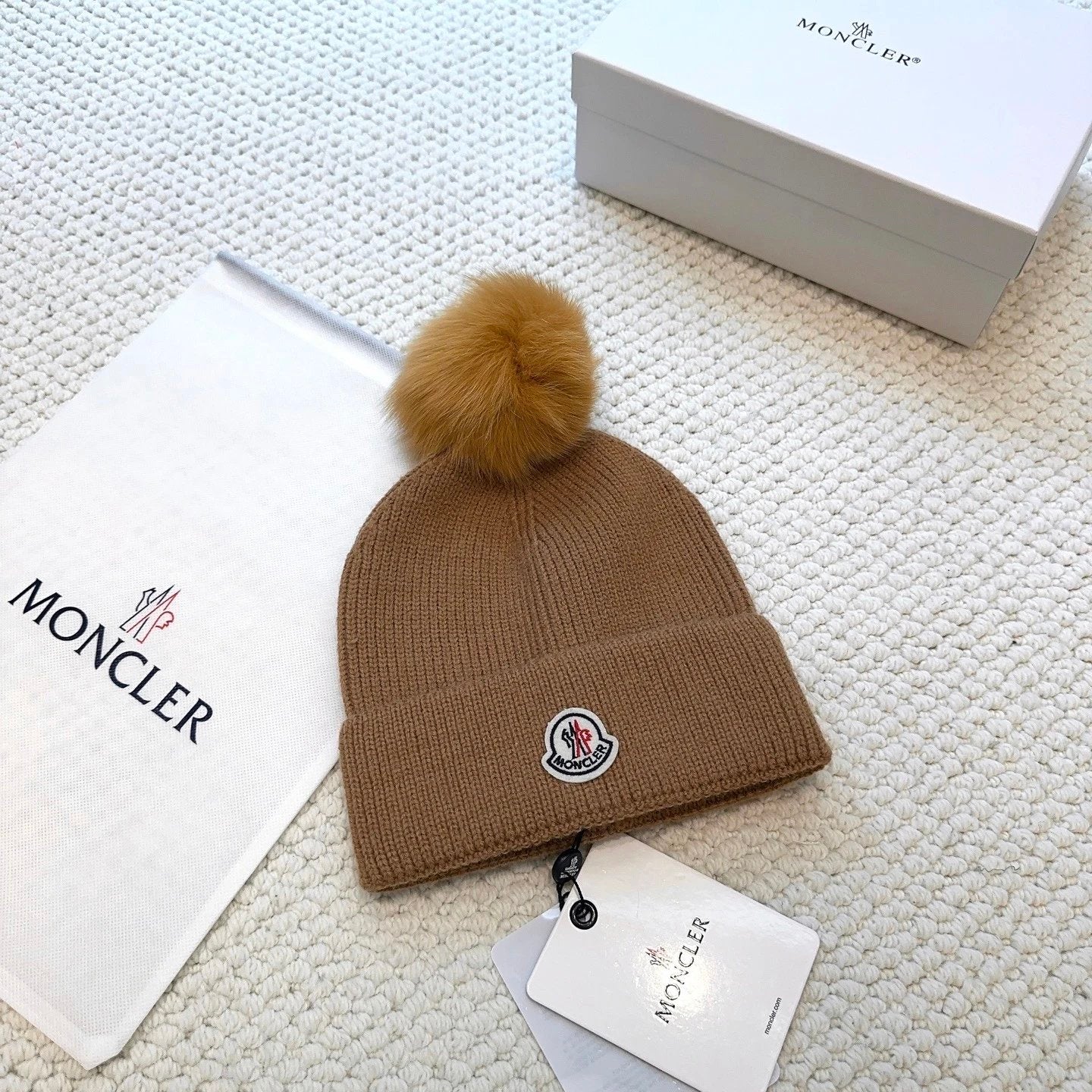 MONCL HAT (2) 3